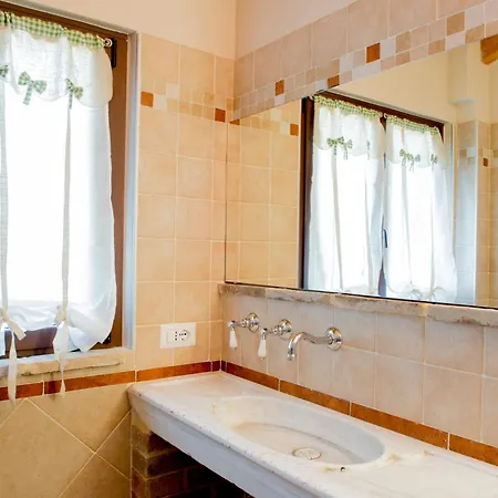 Il Colle Del Falco Farm stay