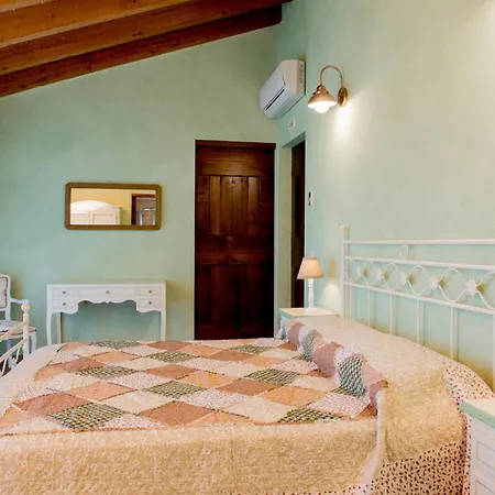 Il Colle Del Falco Farm stay
